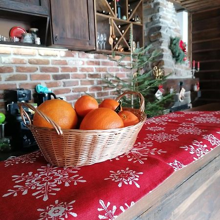 Yancheva Guest House Delchevo ภายนอก รูปภาพ