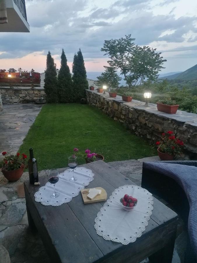 Yancheva Guest House Delchevo ภายนอก รูปภาพ