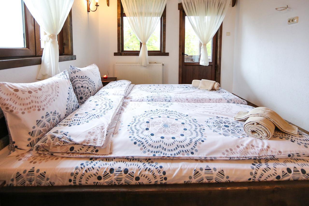 Yancheva Guest House Delchevo ภายนอก รูปภาพ