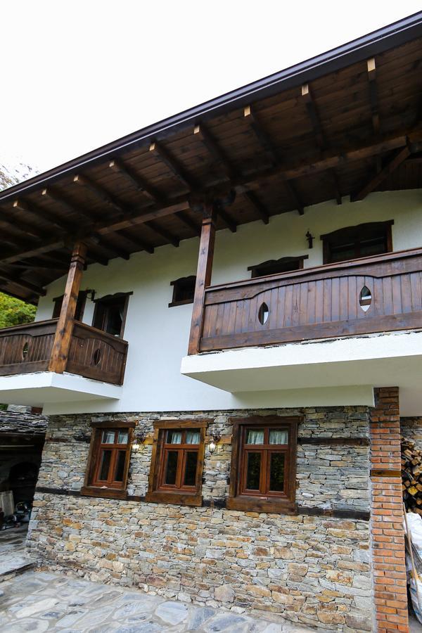Yancheva Guest House Delchevo ภายนอก รูปภาพ
